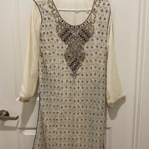 Fancy Desi Indian Pakistani Shalwar Kameez purple and white stone work